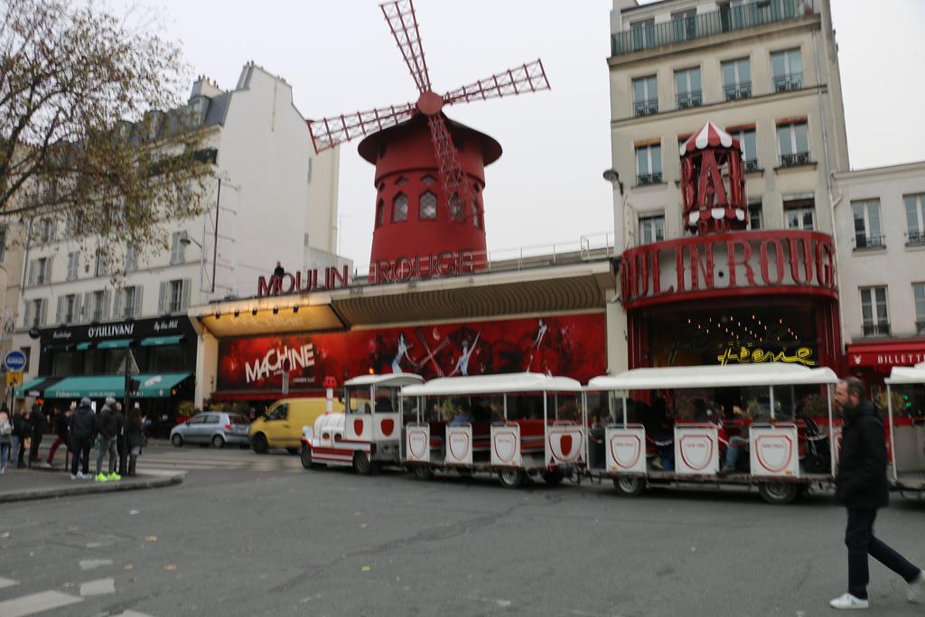 Grand Hotel De Clermont Párizs Kültér fotó