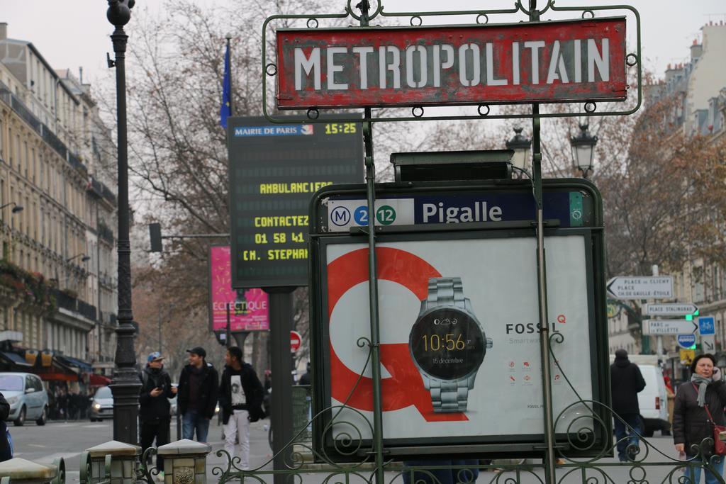 Grand Hotel De Clermont Párizs Kültér fotó